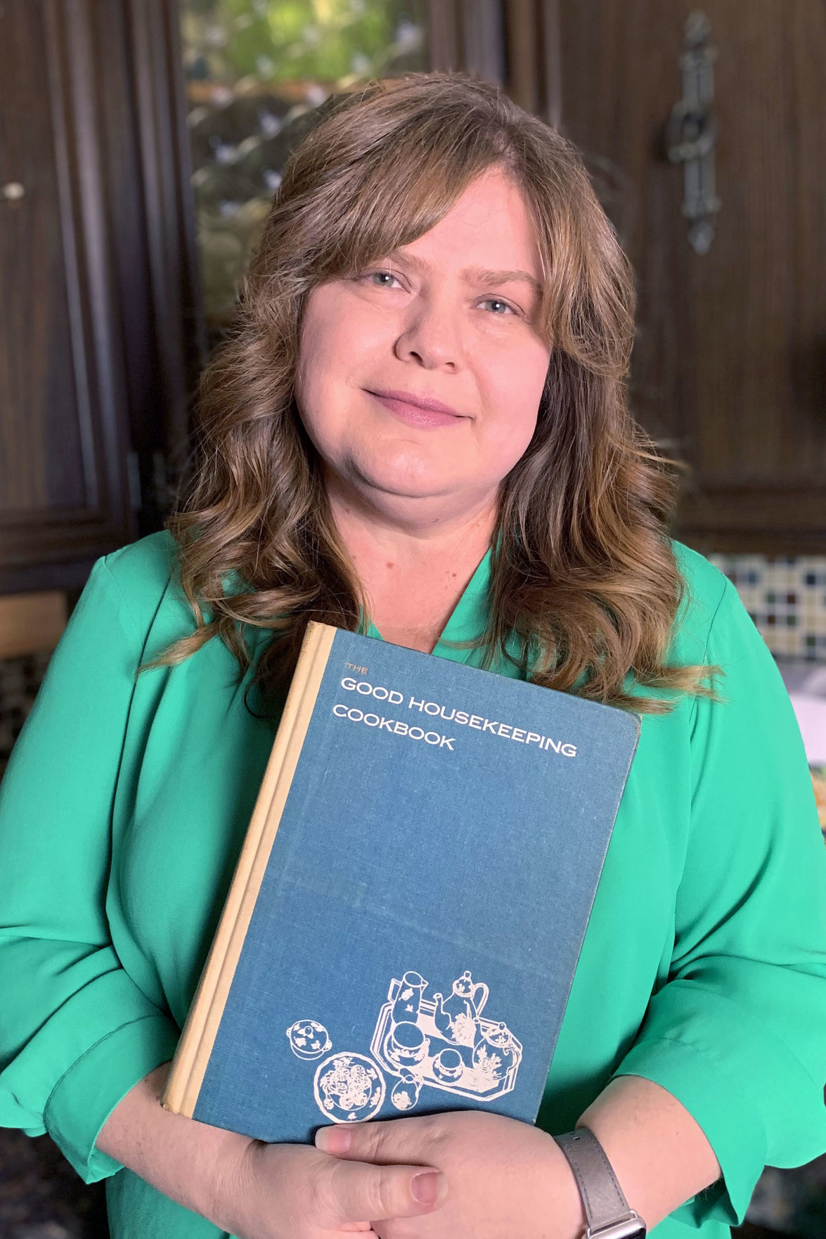 Niki with cookbook